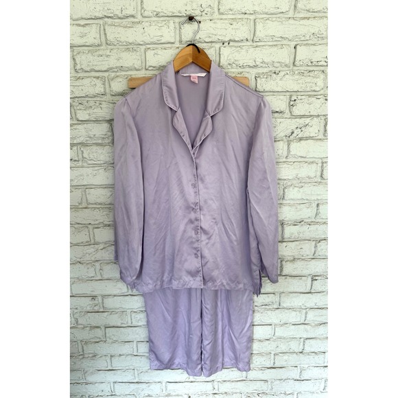 Victoria's Secret Silk Pajama Set Sleepwear Long Sleeve  Lavender Size  Small - Picture 1 of 16